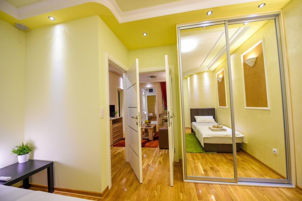 Apartment Sweet House Politika เบลเกรด ภายนอก รูปภาพ