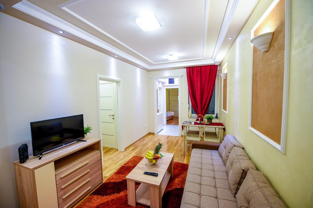 Apartment Sweet House Politika เบลเกรด ภายนอก รูปภาพ